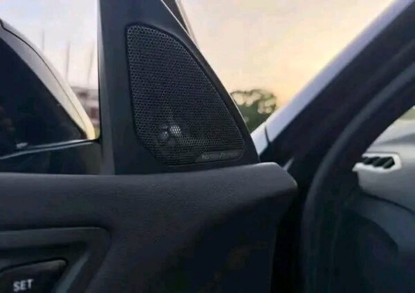 2025/08/1756462180012.jpg BMW 1 Series M135i xDrive